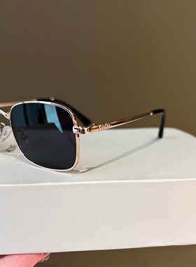 时尚金属边框方形变色太阳镜女防紫外线黄片2025年新款墨镜高级感