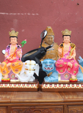 厂家直销树脂文殊普贤菩萨摆件