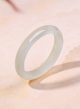 周六福香槟白玉髓手镯宽条新中式国风圣诞礼物送女友