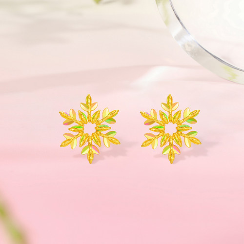周六福5G黄金耳钉女款计价足金幻彩雪花耳饰节日礼物 - 图1