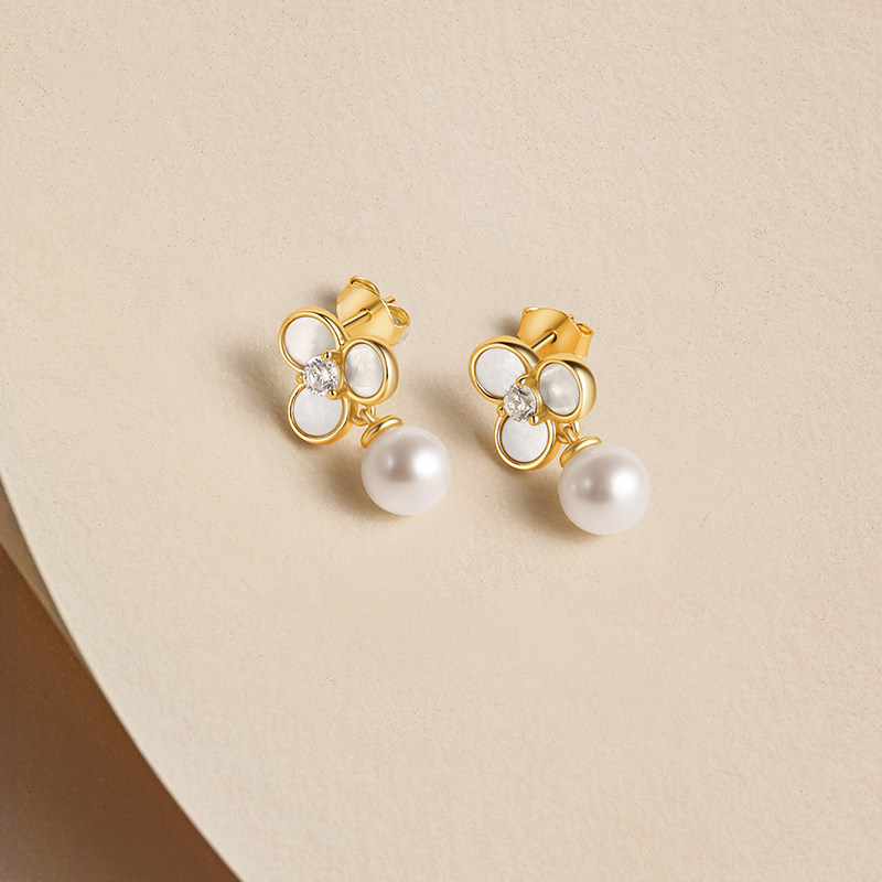 周六福耳钉淡水珍珠花雅耳饰S925银优雅新年礼物送女友,淘宝优惠券,粉丝福利购,淘宝优惠卷