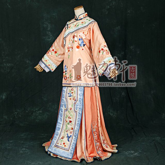 Pink and orange Xiuhe clothing, the same style as the ancient costume