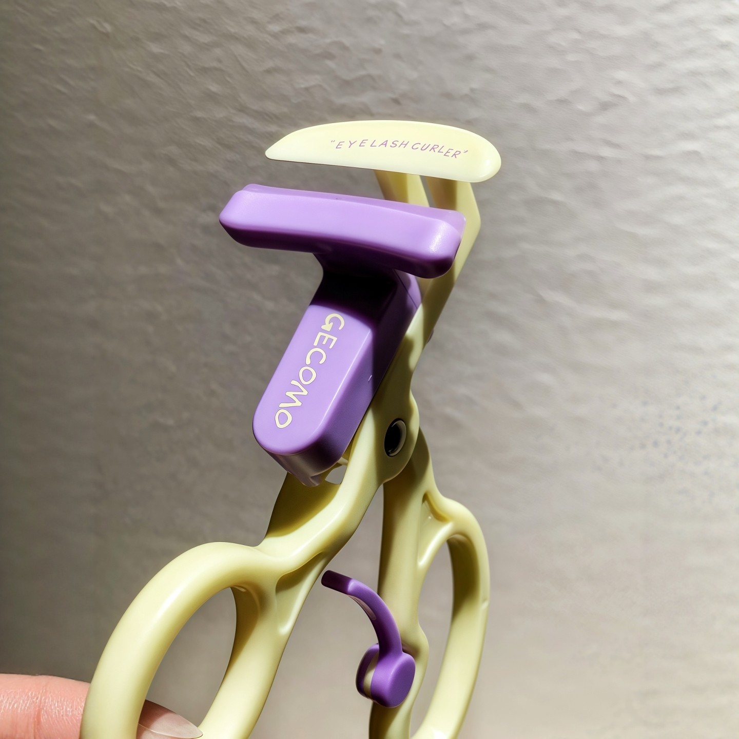 我服了一飞冲天睫毛夹！2025新款无边框卷翘持久定型化妆师专用女,淘宝优惠券,粉丝福利购,淘宝优惠卷