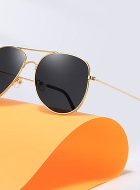 新款时尚彩色太阳镜男女同款