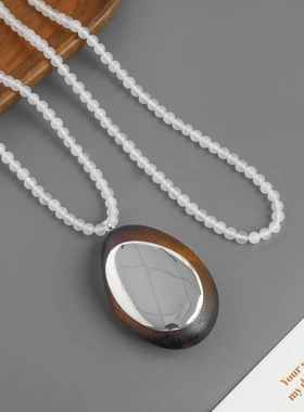 新款ROTATI*家共生石毛衣链 秋冬款高级感简约设计百搭白玛瑙串珠