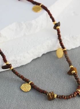 WENS雕刻纹理吊坠项链 跨年款法式复古小众设计高级感红珠毛衣链