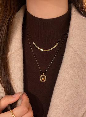 2025新款美拉德虎眼石叠戴双层项链女款高级感百搭锁骨链复古颈链