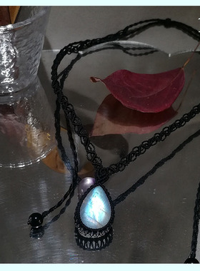 新款热销月光石拉长石水波纹项链