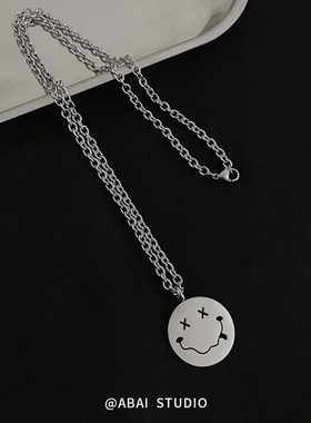 镂空卡通圆牌街头风配饰吊坠项链