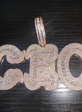 11年老店超大锆石字母吊坠定制