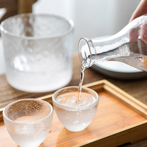 手工云雾玻璃小酒杯加厚清酒杯白酒杯古风酒具套装一两杯酒壶酒盅 - 图1