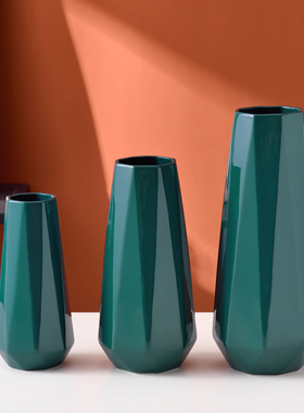 白祖母绿色几何陶瓷花瓶插花摆件客厅民宿酒店内外釉面光滑可装水