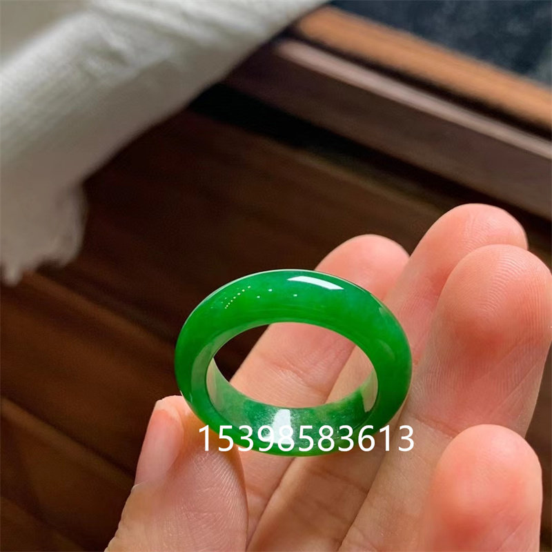 Jade Spicy Green Ring Full Color Dark Green Jade Ring