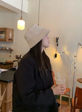 陈奶奶简单的搭配百搭女渔夫帽子