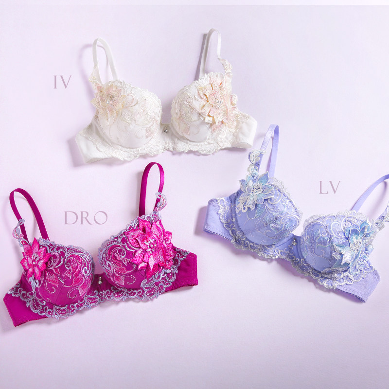 himico女士聚拢上托防下垂重工文胸 shirohato海外文胸