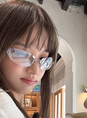 2025新款Y2K千禧辣妹风星星无框女太阳镜高级感复古未来感墨镜潮