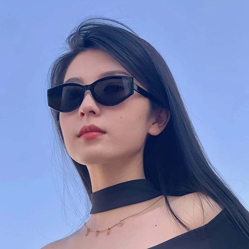 韩系不规则时尚墨镜女潮酷妹显脸小凹造型防紫外线街拍复古太阳镜,淘宝优惠券,粉丝福利购,淘宝优惠卷