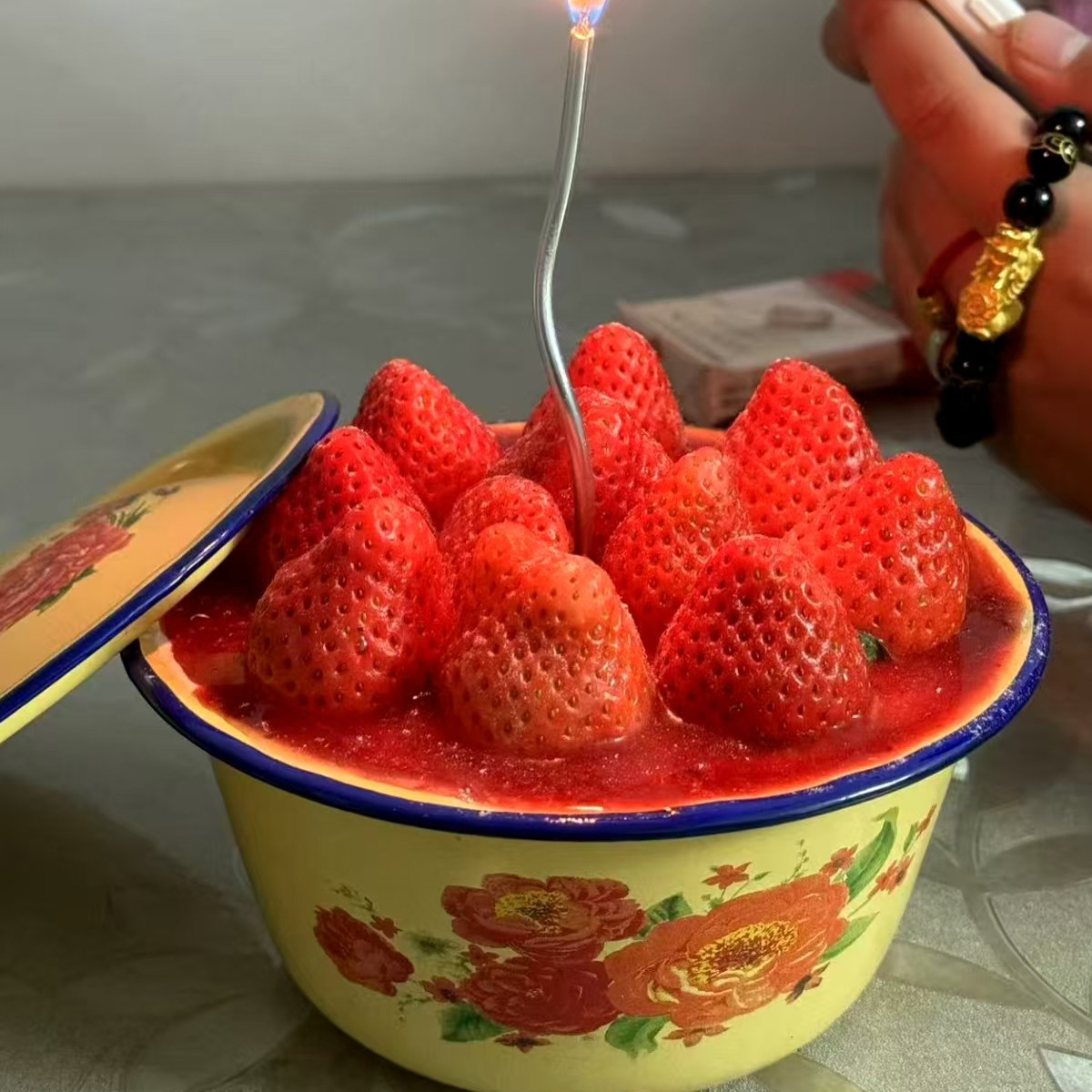 搪瓷盆草莓生日蛋糕网红北京上海广州青岛济南杭州太原郑州全国,淘宝优惠券,粉丝福利购,淘宝优惠卷