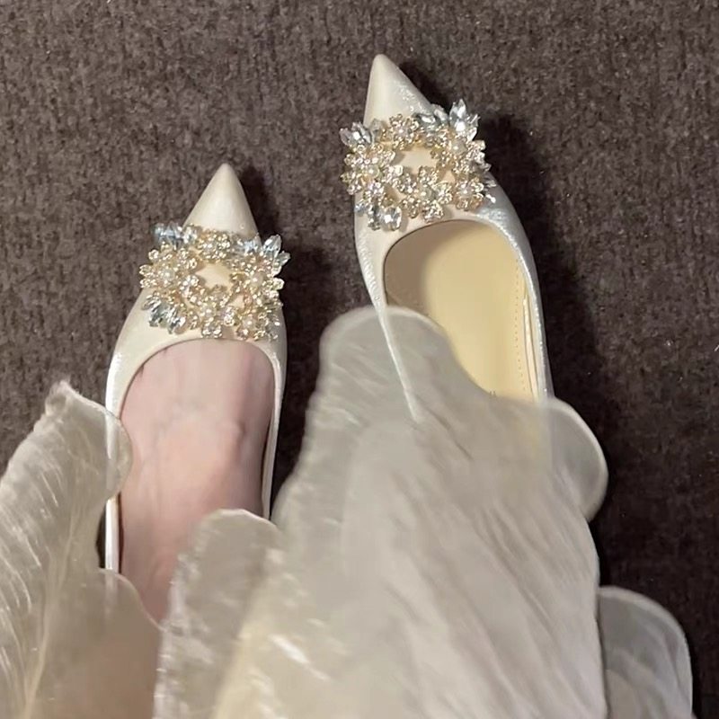 2025新款婚纱新娘婚鞋法式绸缎香槟色水钻尖头细跟高跟鞋女不累脚,淘宝优惠券,粉丝福利购,淘宝优惠卷