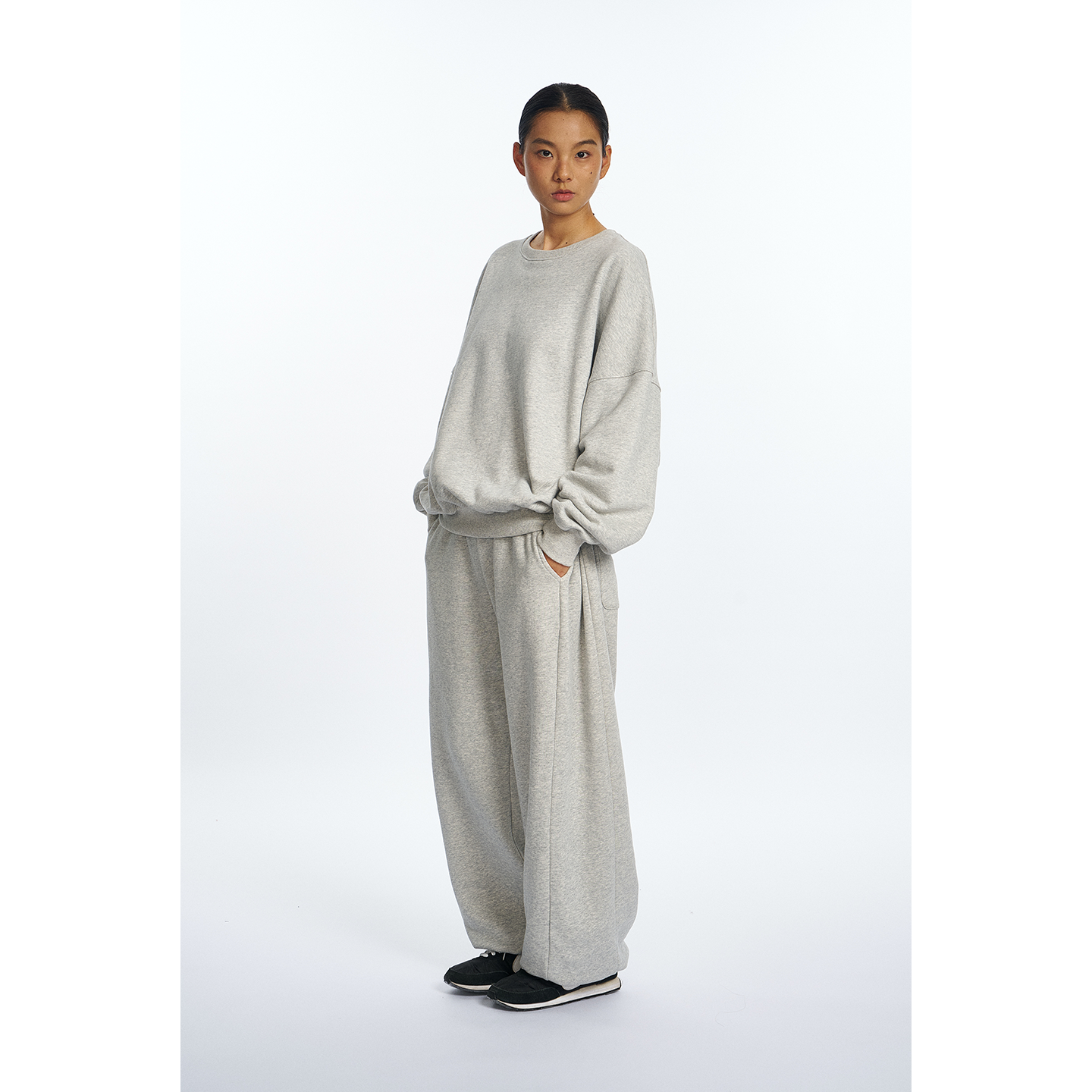 see sea o | 白灰薄绒套头卫衣 裤子两件套休闲运动套装秋冬穿搭,淘宝优惠券,粉丝福利购,淘宝优惠卷