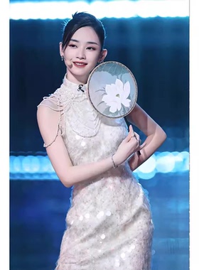 刘雅瑟海报前任4潜行女主明星装饰画墙贴贴纸画自粘宿舍卧室贴画