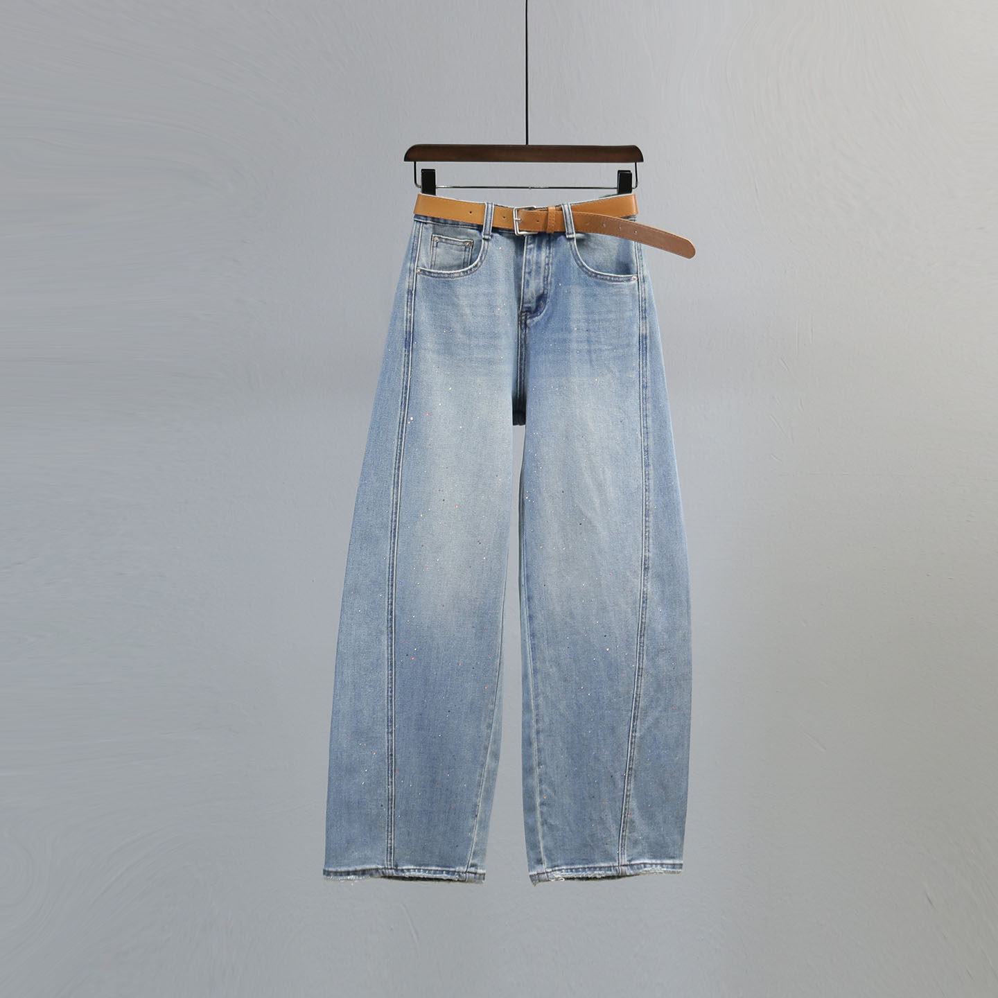 浅蓝色高腰烫钻弯刀牛仔裤女2026春夏新款宽松显瘦百搭休闲阔腿裤,淘宝优惠券,粉丝福利购,淘宝优惠卷