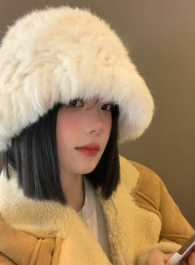 白色毛绒渔夫帽女2026年秋冬季显