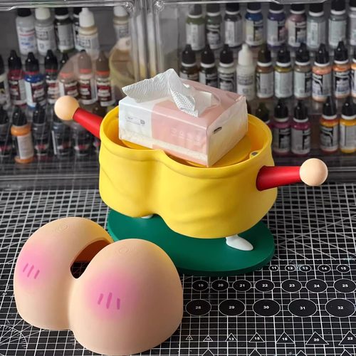 蜡笔小新卡通屁股纸巾盒创意摆件可爱抽象搞怪派大星屁股抽纸盒 - 图0