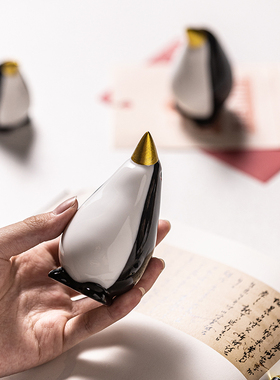 陶瓷企鹅动物小摆件家居饰品客厅酒柜书柜博古架装饰品工艺品