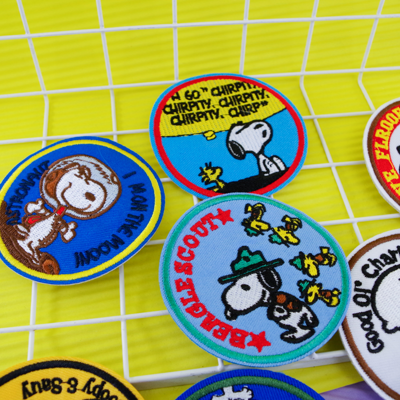 日系snoopy刺绣衣服韩国饰品徽章
