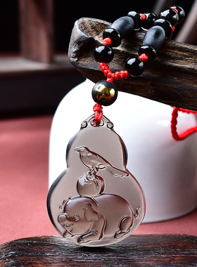 2026年属虎人佩戴吉祥物吊坠