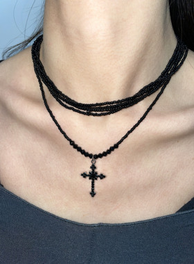 甜酷暗黑多层黑色十字架项链