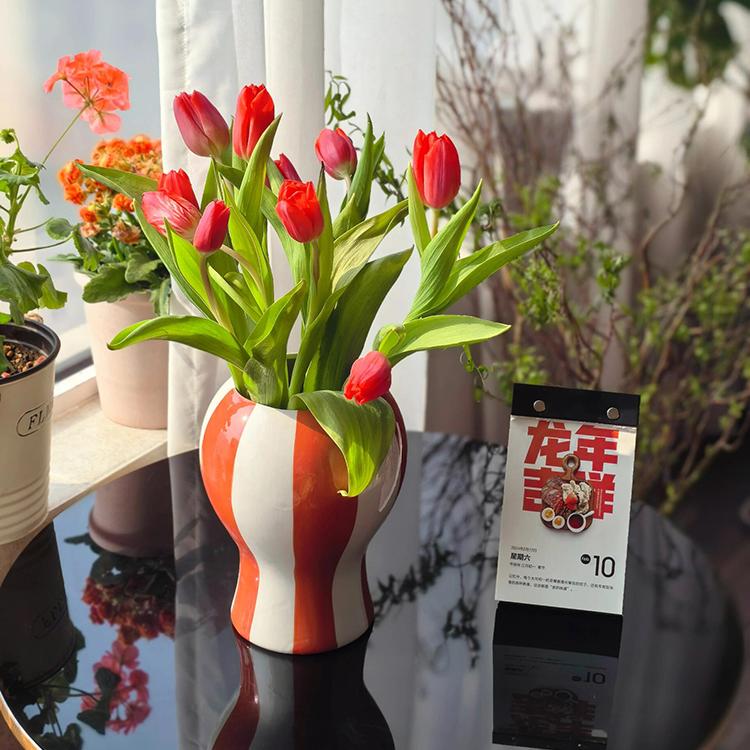 外贸高颜值HAY SOBREMESASTRIPE 陶瓷摆件花彩色条纹花瓶客厅简约 - 图1