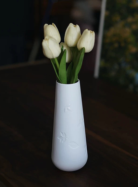 高透雅致 出口北欧浮雕树叶哑光陶瓷花瓶 餐桌书房插花花器居家