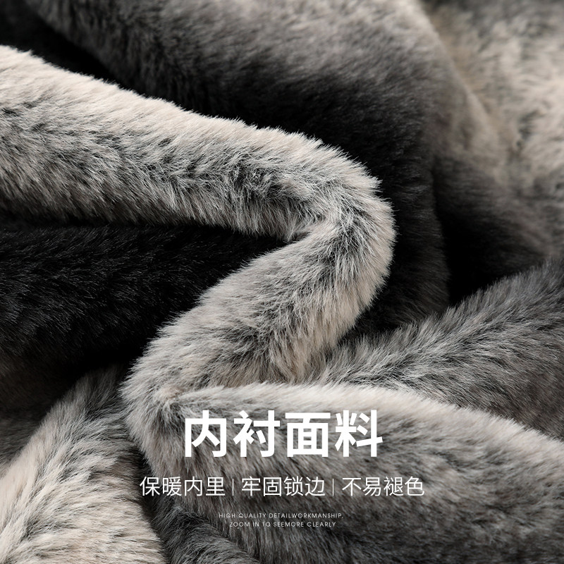  老爷车服饰羽绒服