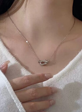 洗澡戴不掉色项链马蹄扣纯银锁骨