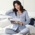 Nuo khiên đồ ngủ nữ dài tay cotton mùa xuân và mô hình mùa thu phụ nữ giản dị phần mỏng dịch vụ nhà mùa thu và mùa đông kích thước lớn phù hợp với hai mảnh - Bộ Pajama