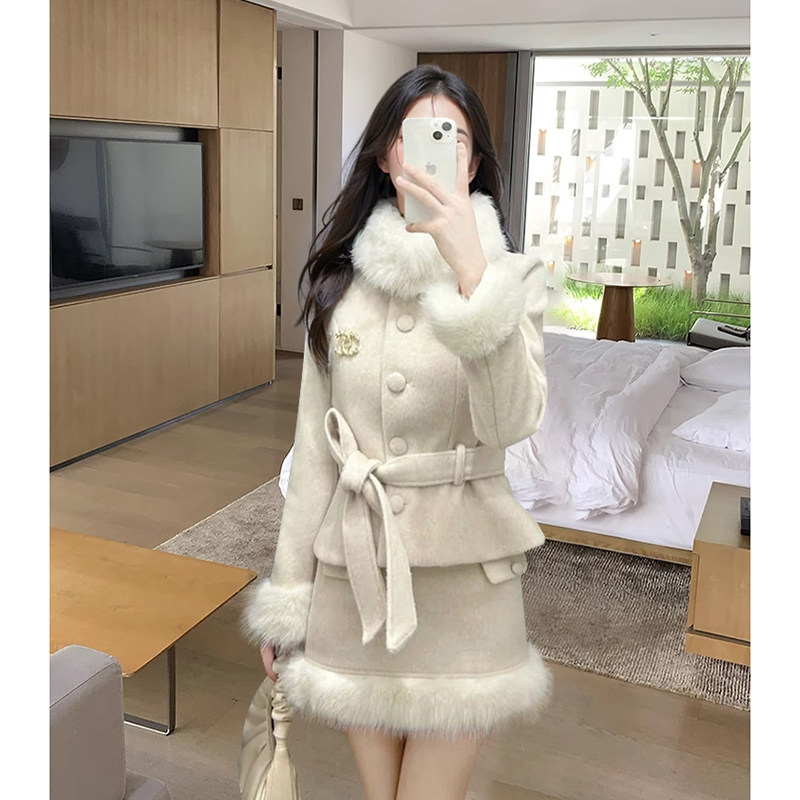 法式千金风套装  米色毛领收腰毛呢外套女冬季包臀半身裙两件套,淘宝优惠券,粉丝福利购,淘宝优惠卷
