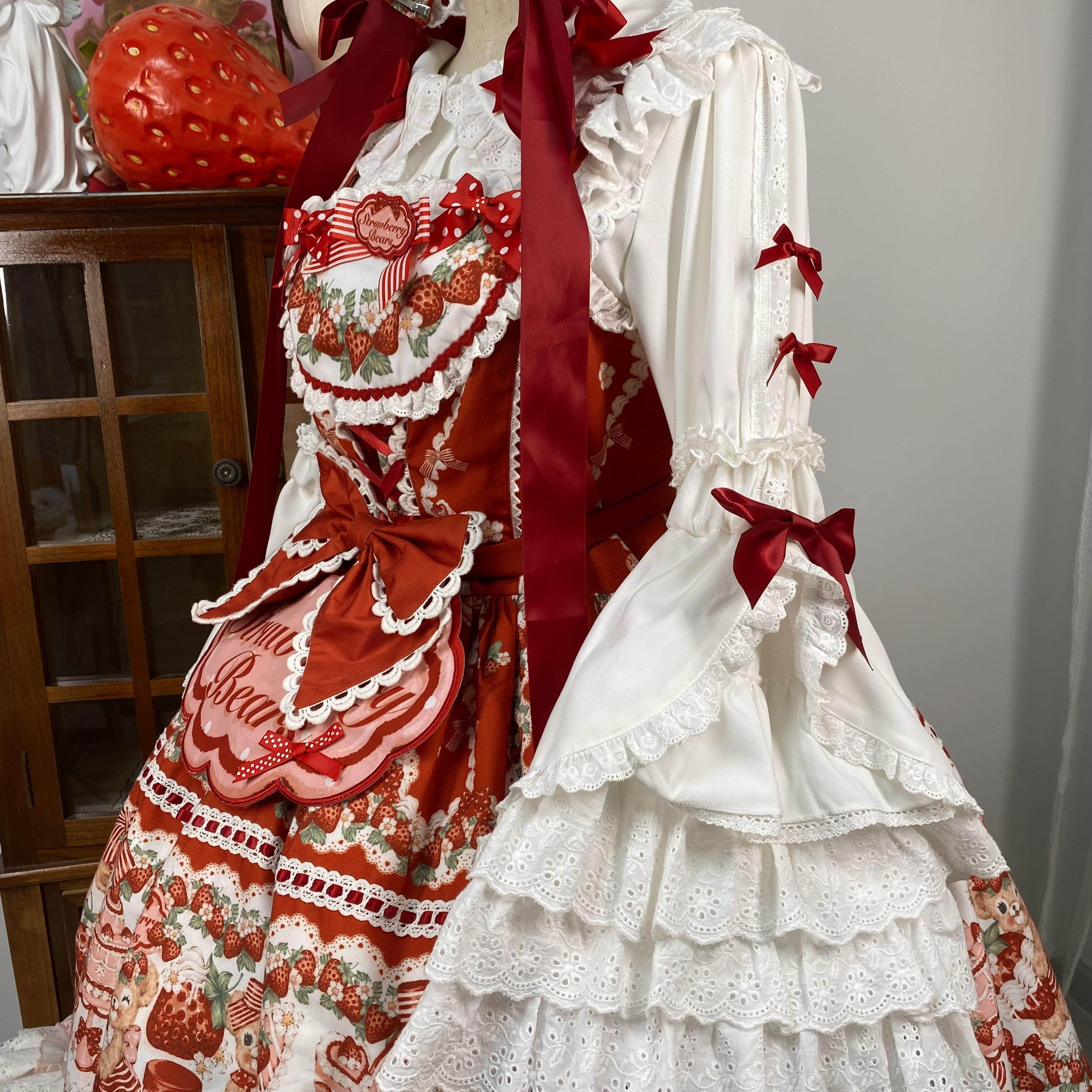 现货三天《甜甜草莓园》小蛋糕Lolita原创设计风草莓重工姬袖衬衣,淘宝优惠券,粉丝福利购,淘宝优惠卷