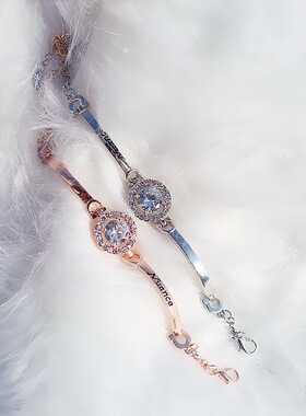 北欧格样板房衣帽间装饰品衣柜衣橱抽屉首饰项链耳环手镯手链摆件