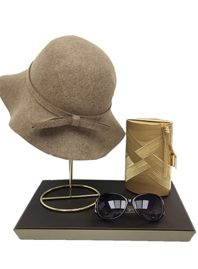 定制家具样板房衣柜衣帽间饰品软装摆件梳妆台香水项链托盘道具