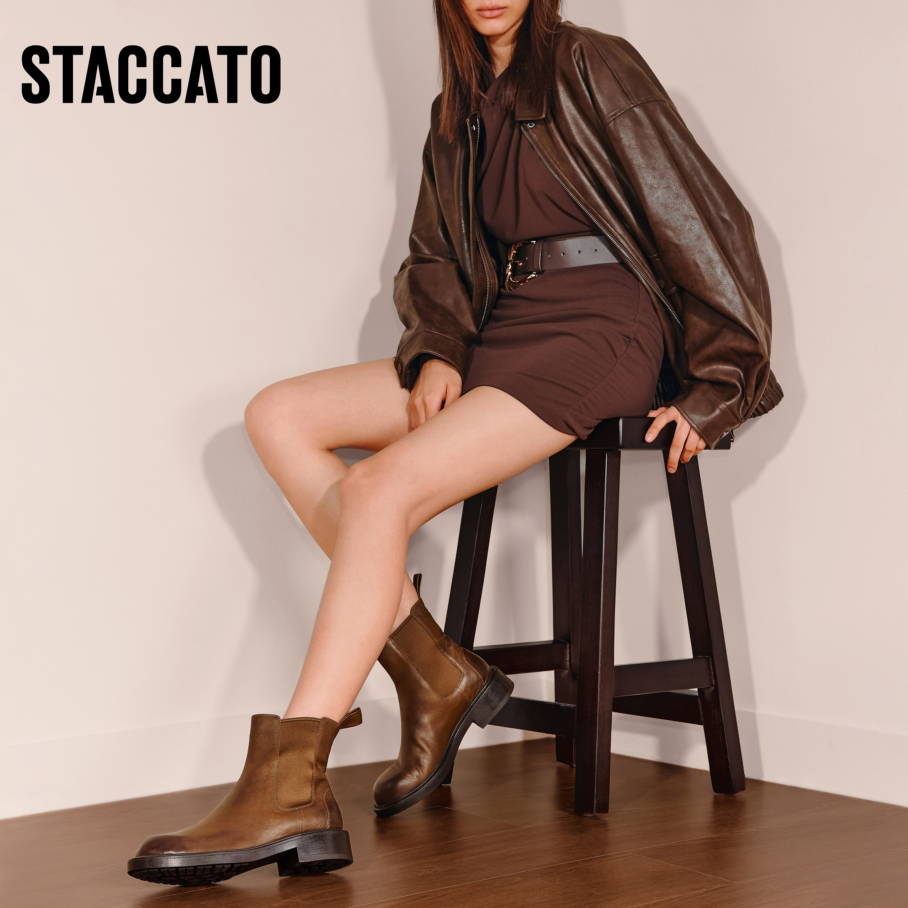 思加图新款英伦风棕色切尔西靴短靴时装靴粗跟增高女靴子B6326DD5,淘宝优惠券,粉丝福利购,淘宝优惠卷