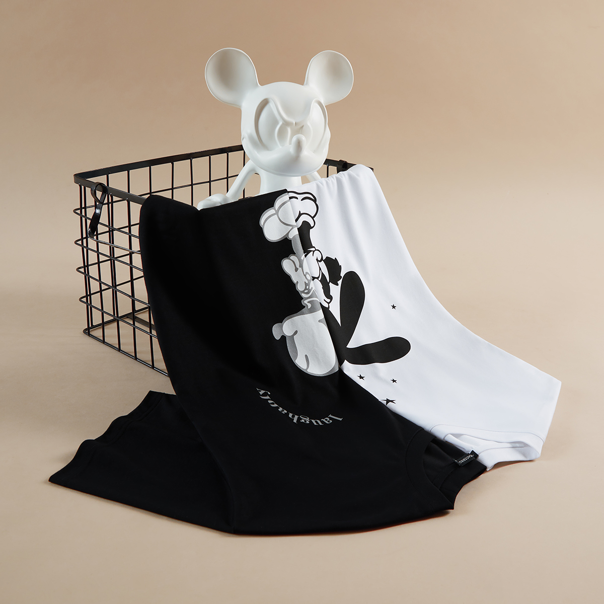 太平鸟男装旗舰店太平鸟男装 短袖T恤男卡通图案印花T恤宽松纯棉体恤双色短袖潮流3