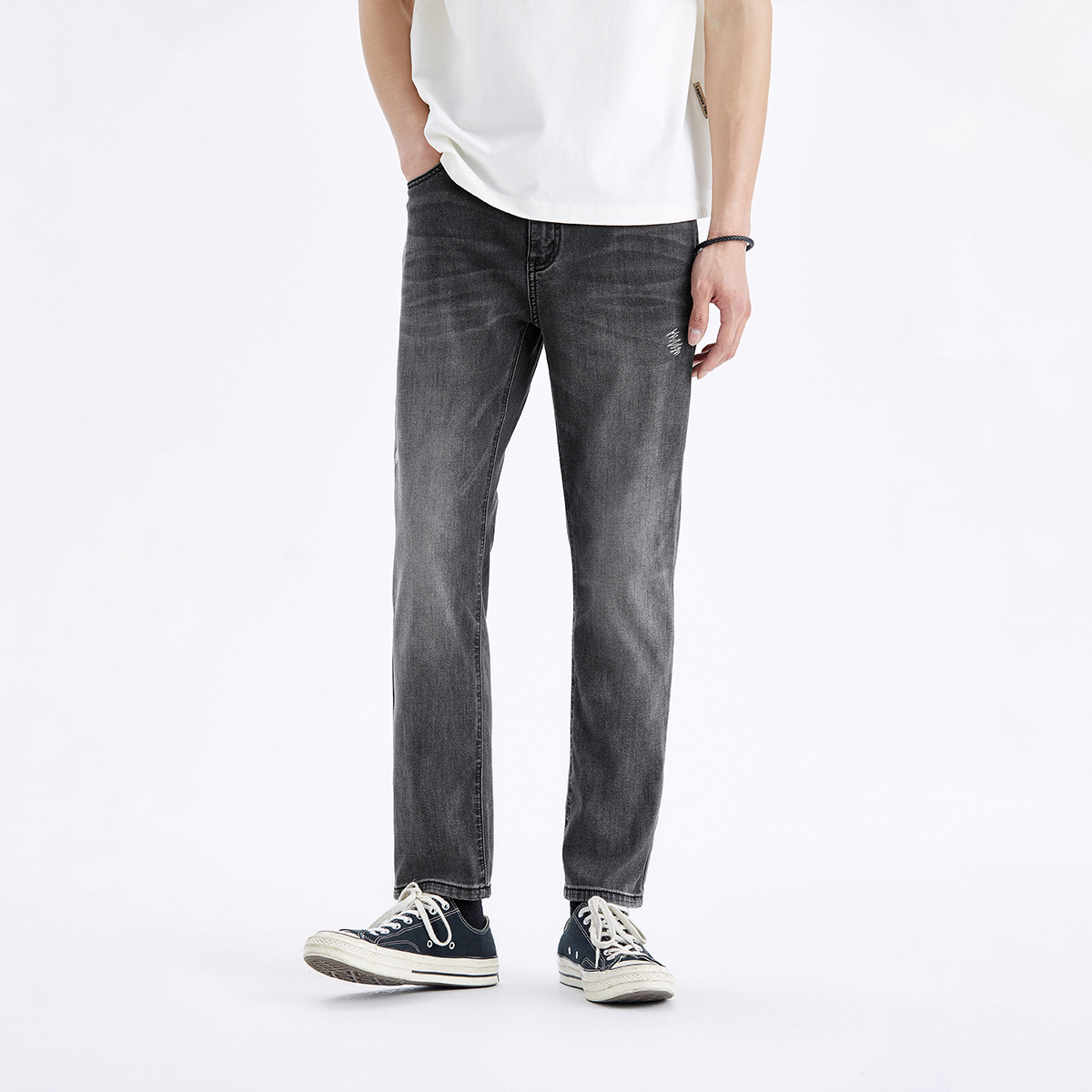  太平鸟男装牛仔裤