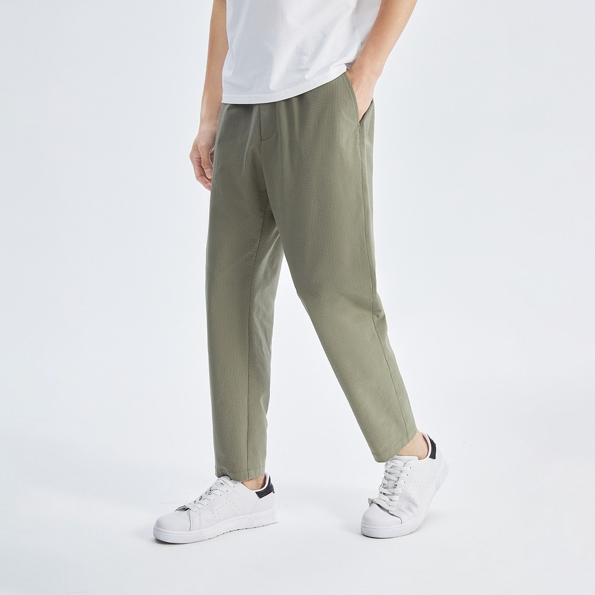 太平鸟新款泡泡纱宽松锥形裤九分裤 太平鸟男装休闲裤