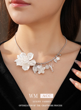 度假风镶钻树叶花朵吊坠项链海边拍照氛围感锁骨链小众高级感饰品