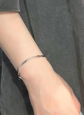 s925银莫比乌斯环开口手镯女高颜值闺蜜ins小众设计感轻奢简约