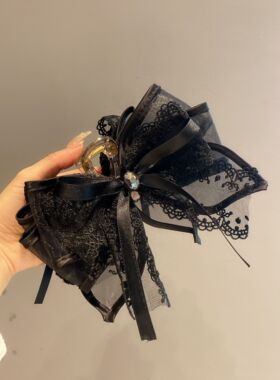 黑色设计感蝴蝶结抓夹