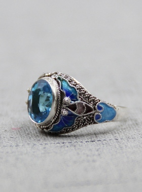 手工掐丝珐琅烧蓝镶嵌托帕石戒指