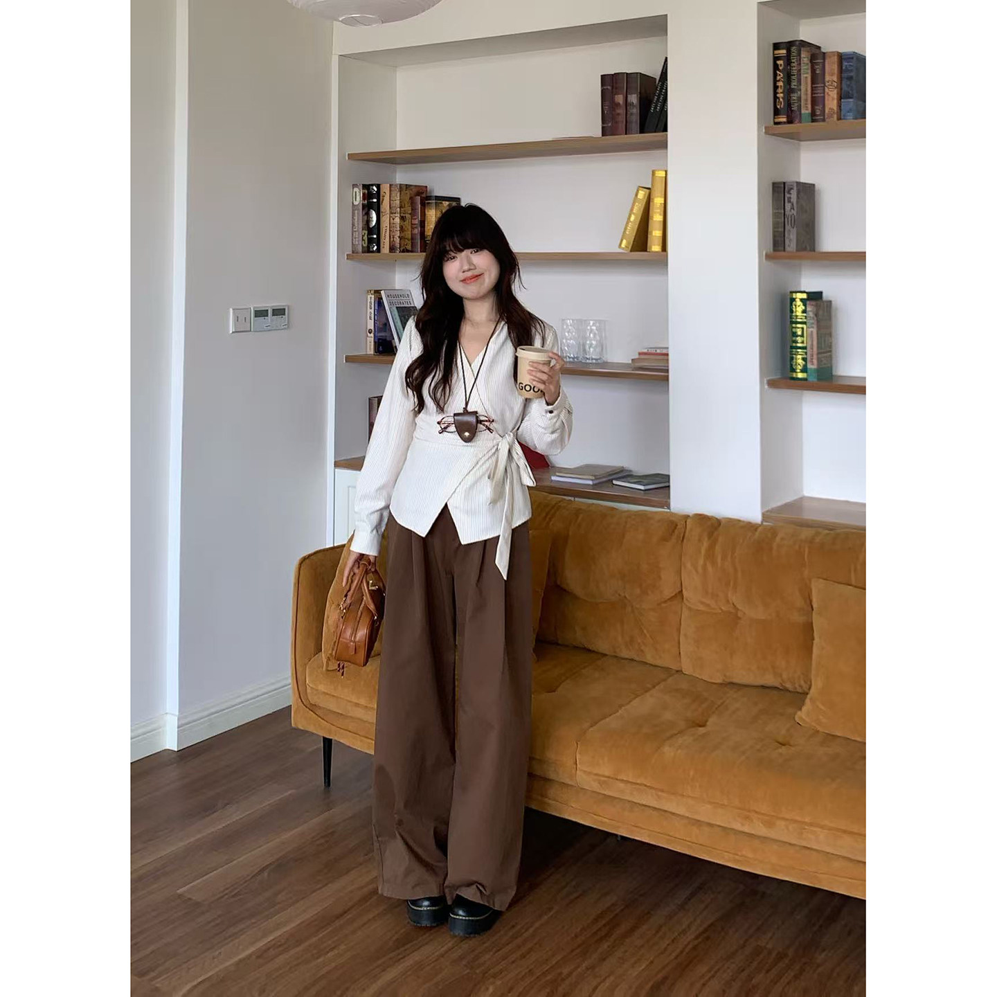 米米子微胖大码胖mm“纽约期刊”韩式修身透气系带收腰条纹衬衫秋